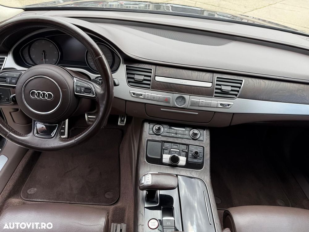 Audi S8 Standard - 10