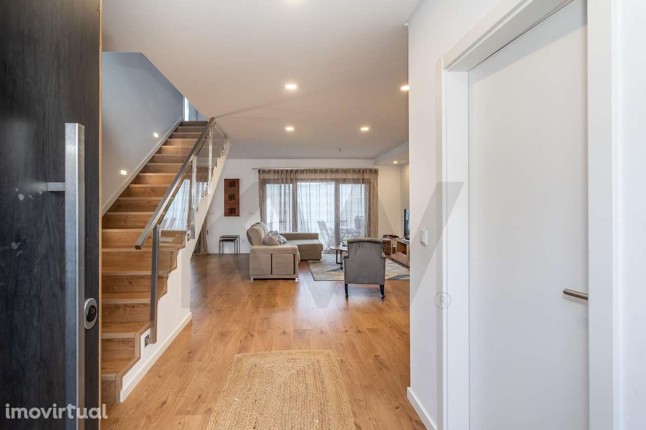 T3 de 2021 | Sala de 35m2 e Suite com Closet (8m2) | S. João da Tal - Grande imagem: 3/55