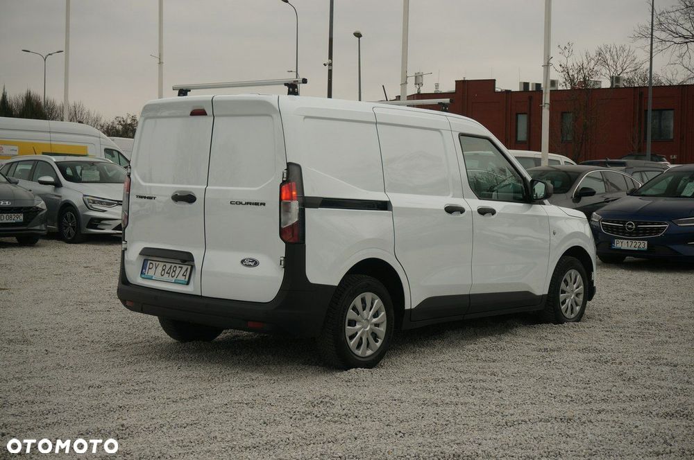 Ford Transit Courier - 7