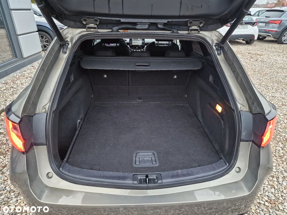 Toyota Corolla 2.0 Business Edition - 32