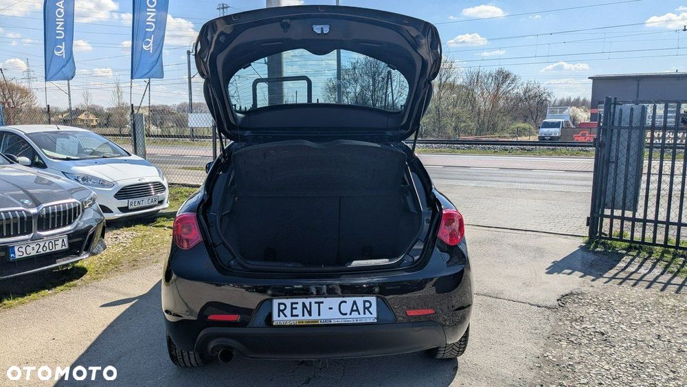 Alfa Romeo Giulietta - 33