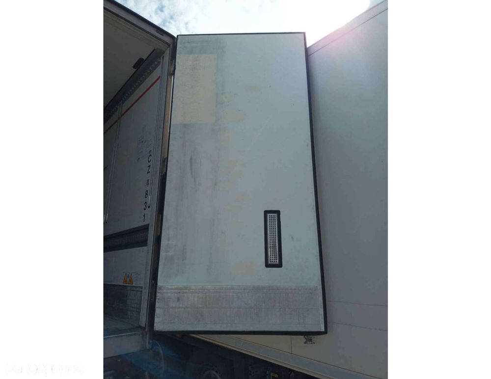 Schmitz Cargobull SKO Double Deck FP 45 ThermoKing SLXi 300 Multitemp - 5