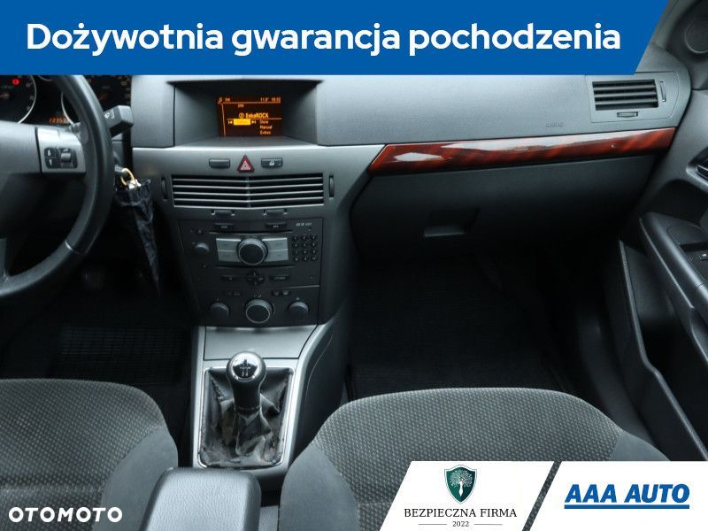 Opel Astra - 10