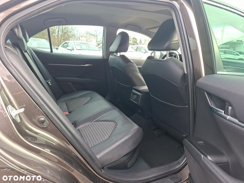 Toyota Camry 2.5 Hybrid Prestige CVT - 15