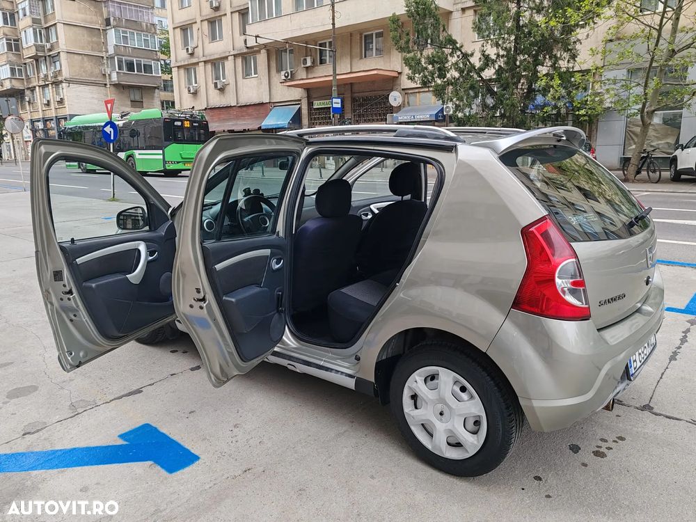 Dacia Sandero 1.6 MPI Orange - 1
