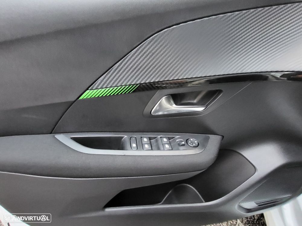 Peugeot 208 1.2 PureTech Active - 18