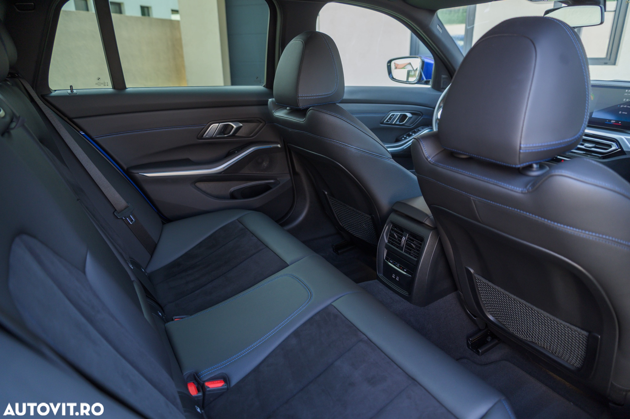 BMW Seria 3 320d xDrive AT MHEV - 28