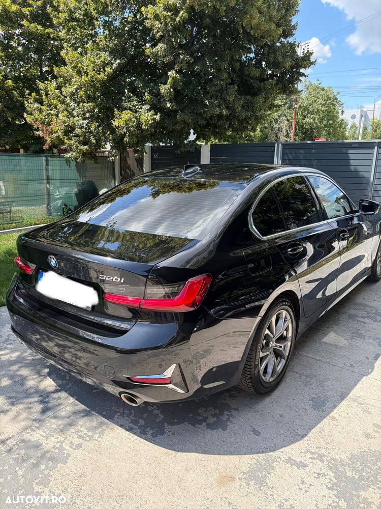 BMW Seria 3 320i AT - 7