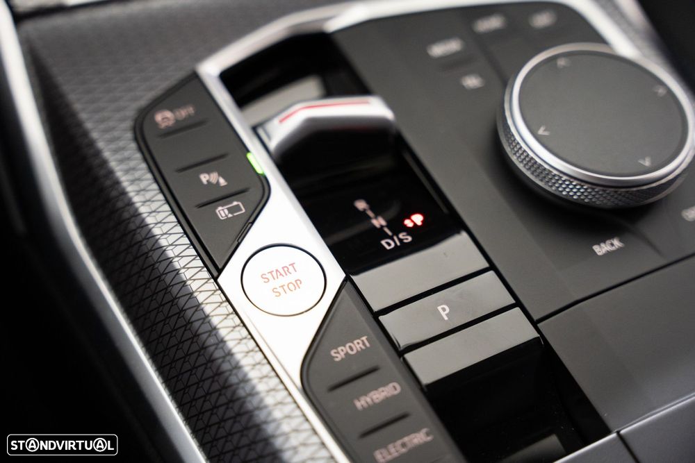 BMW 320 e Pack Desportivo M Auto - 21