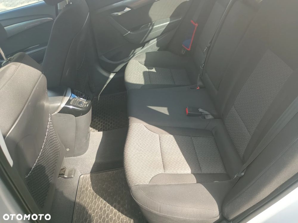 Hyundai i40 2.0 GDI Comfort - 10