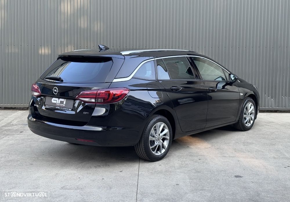 Opel Astra Sports Tourer - 5