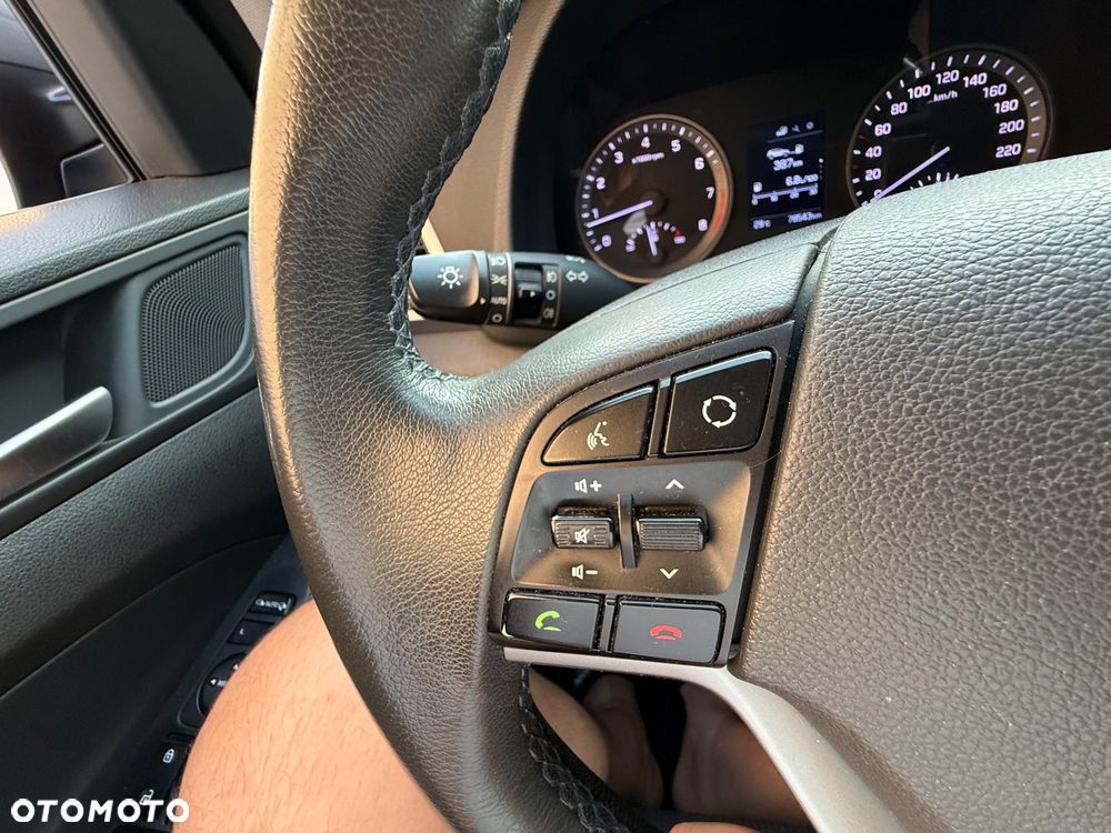 Hyundai Tucson 1.6 GDi Comfort 2WD - 25