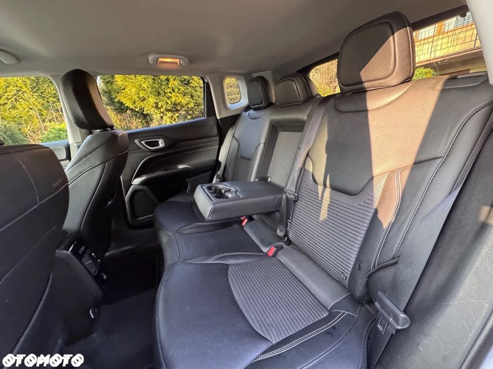 Jeep Compass - 15