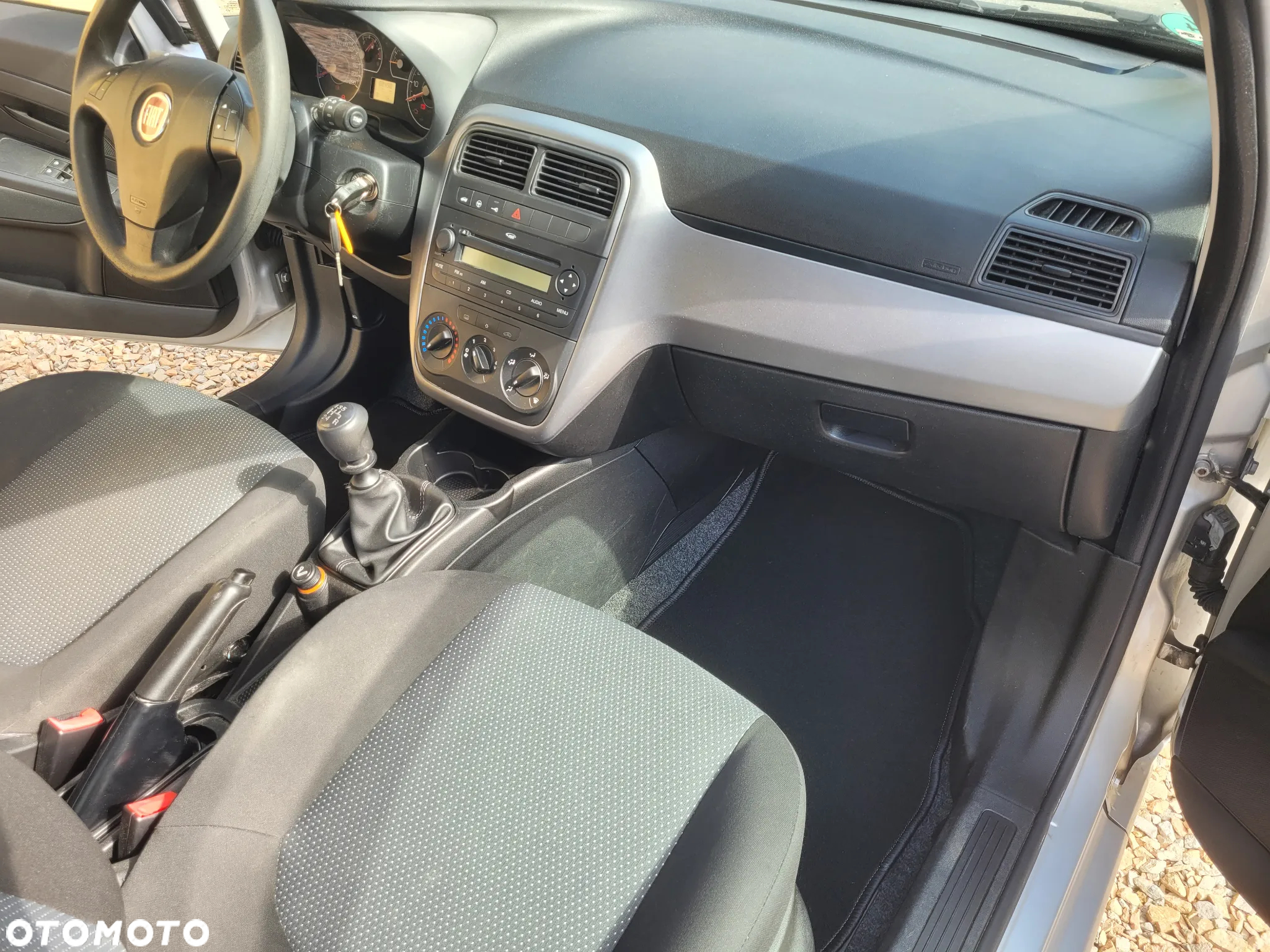 Fiat Grande Punto - 28