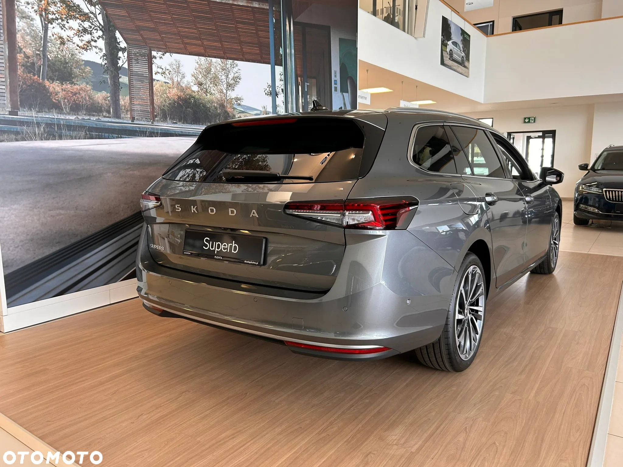 Skoda Superb 2.0 TDI SCR L&K DSG - 10