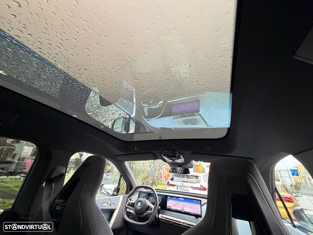 BMW iX xDrive 40 - 2