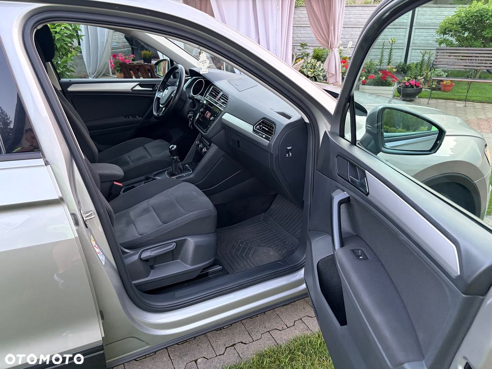 Volkswagen Tiguan - 13