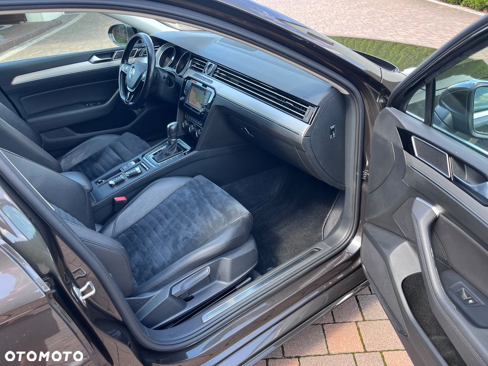 Volkswagen Passat 2.0 TDI (BlueMotion Technology) DSG Highline - 19