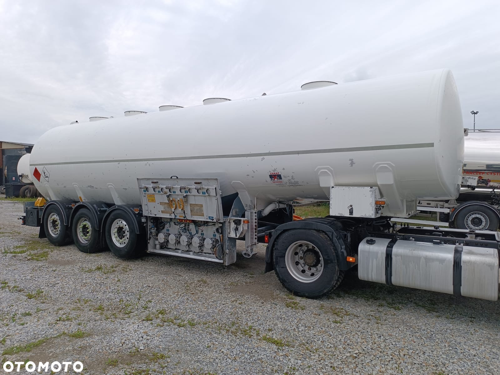 Inny Rohr ADR 42000-5 - 11