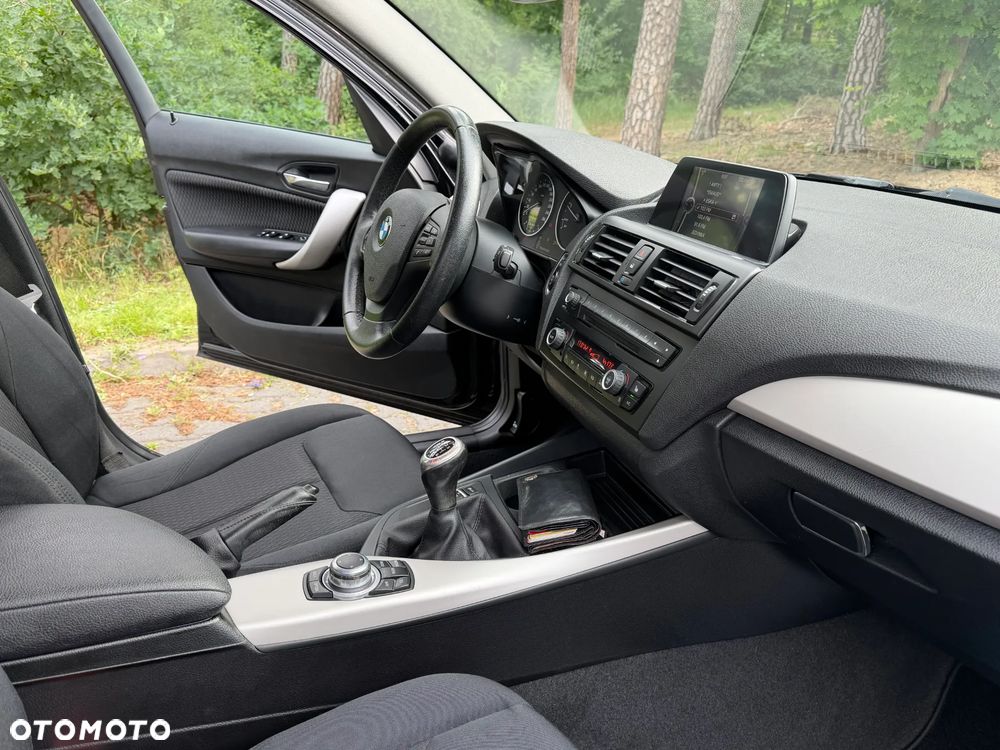 BMW Seria 1 - 11