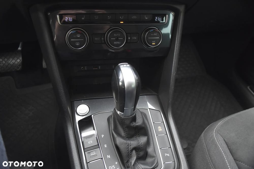 Volkswagen Tiguan 2.0 TDI SCR DSG R-Line - 20