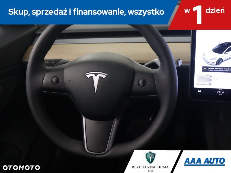 Tesla Model 3 - 18