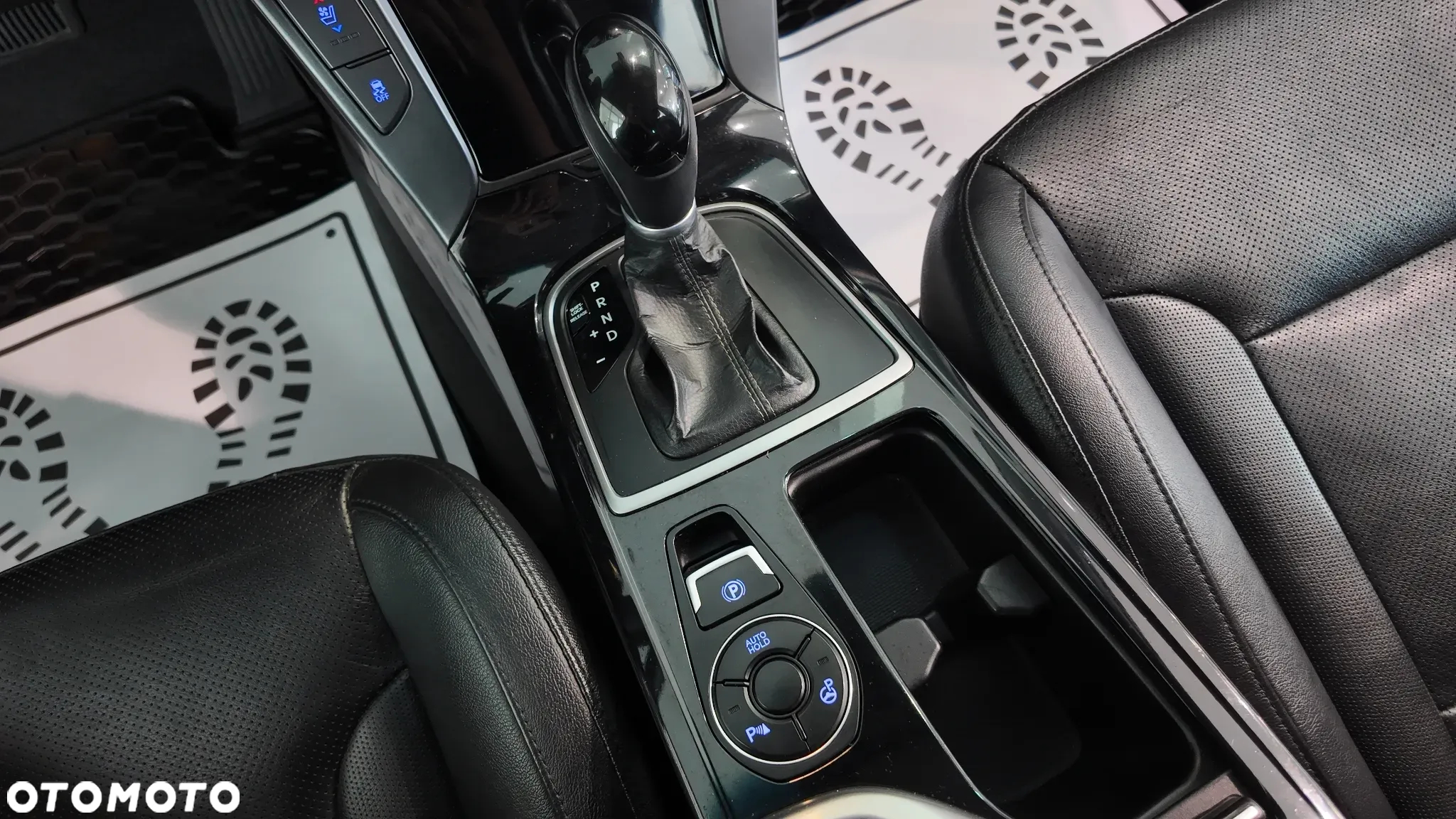 Hyundai i40 Kombi 1.7 CRDi DCT Premium - 27
