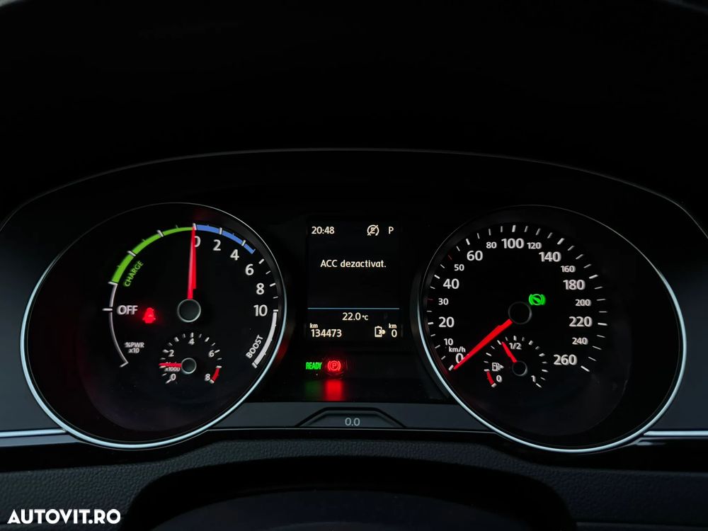 Volkswagen Passat 1.4 TSI DSG GTE - 25