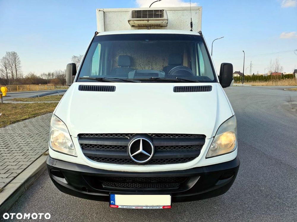 Mercedes-Benz Sprinter - 17