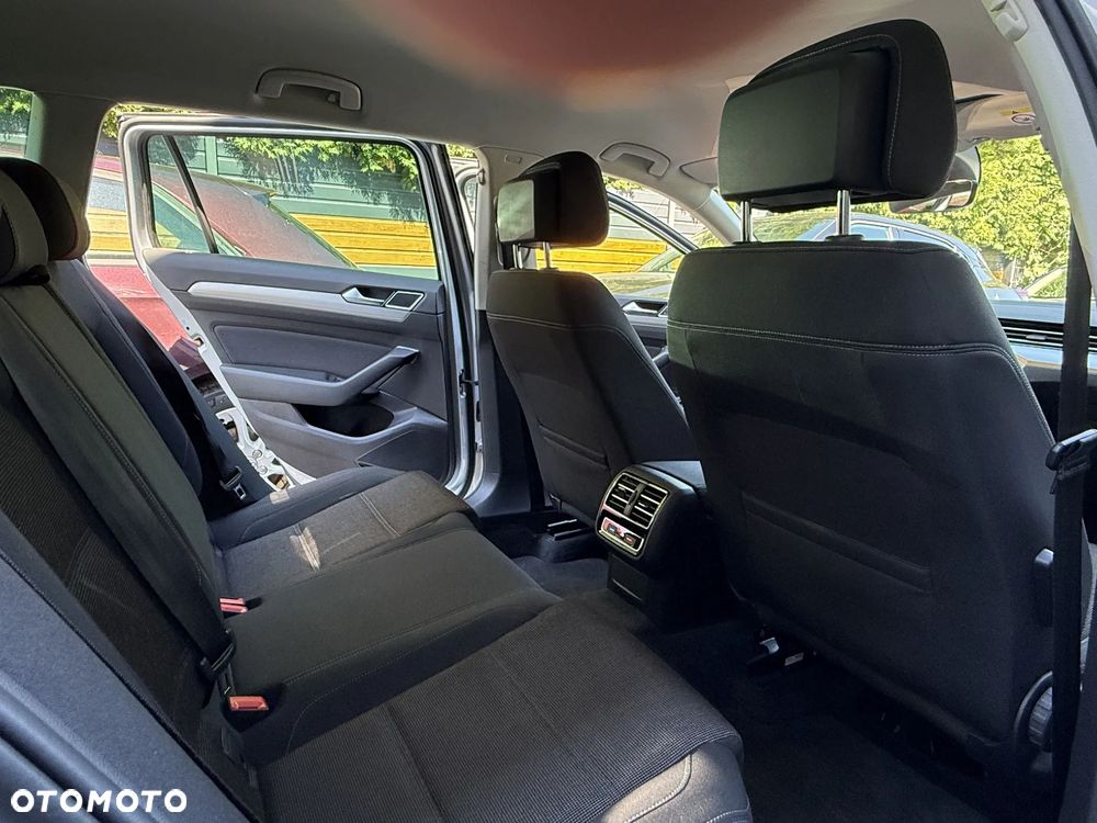 Volkswagen Passat 2.0 TDI SCR DSG Highline - 15