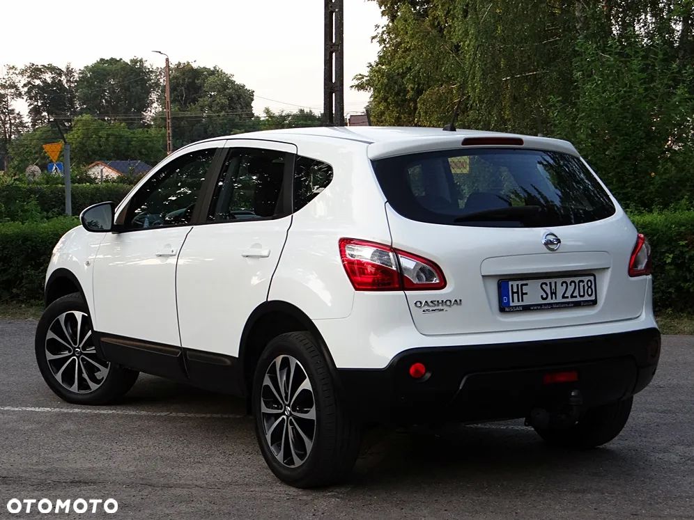 Nissan Qashqai 2.0 lounge - 19