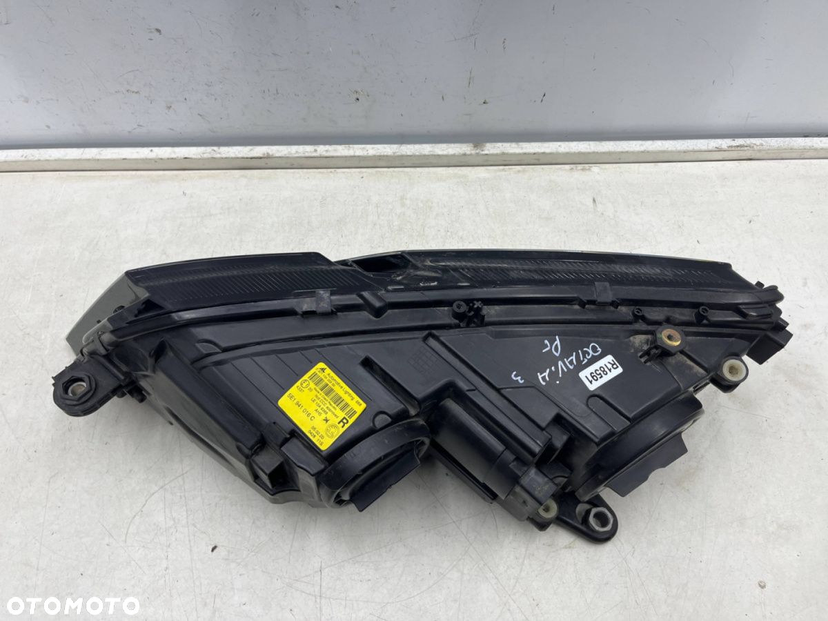 Lampa reflektor Skoda Octavia III LIFT 16-20r. PRAWA przednia H7 DRL LED prawy przód 5e1941016c - 16