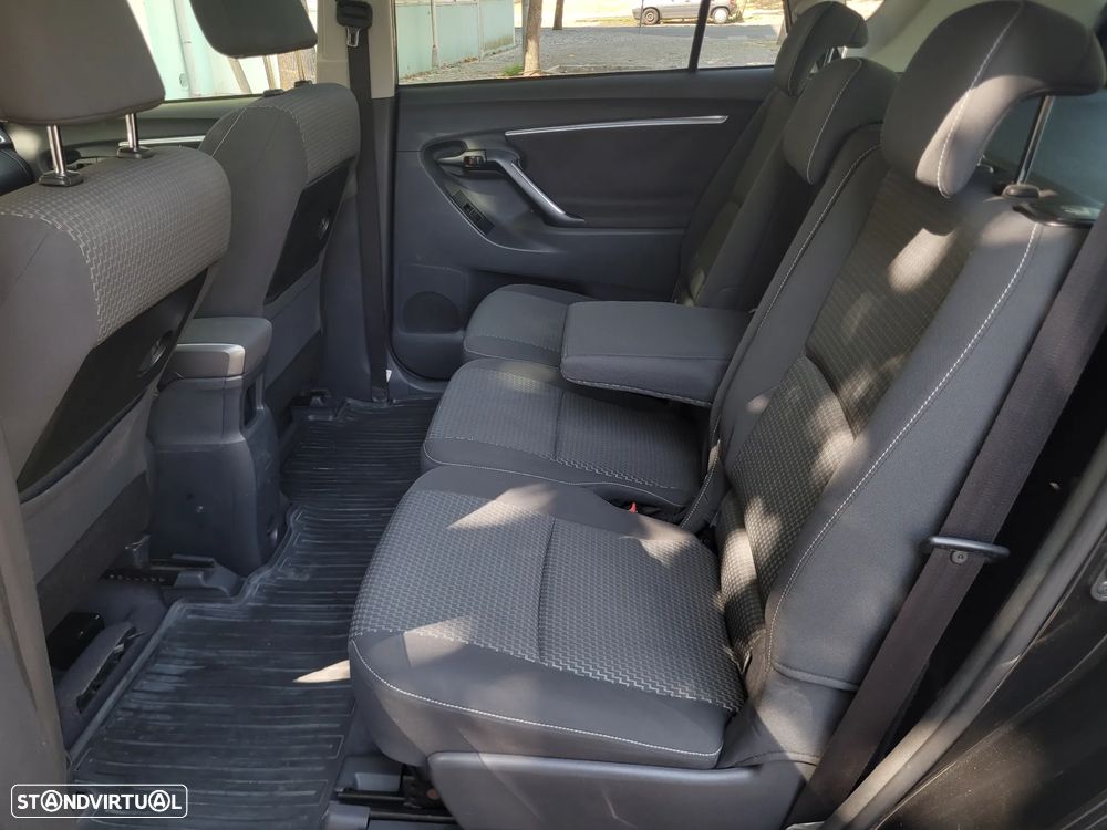 Toyota Verso 2.0 D-4D Exclusive+NAVI - 31