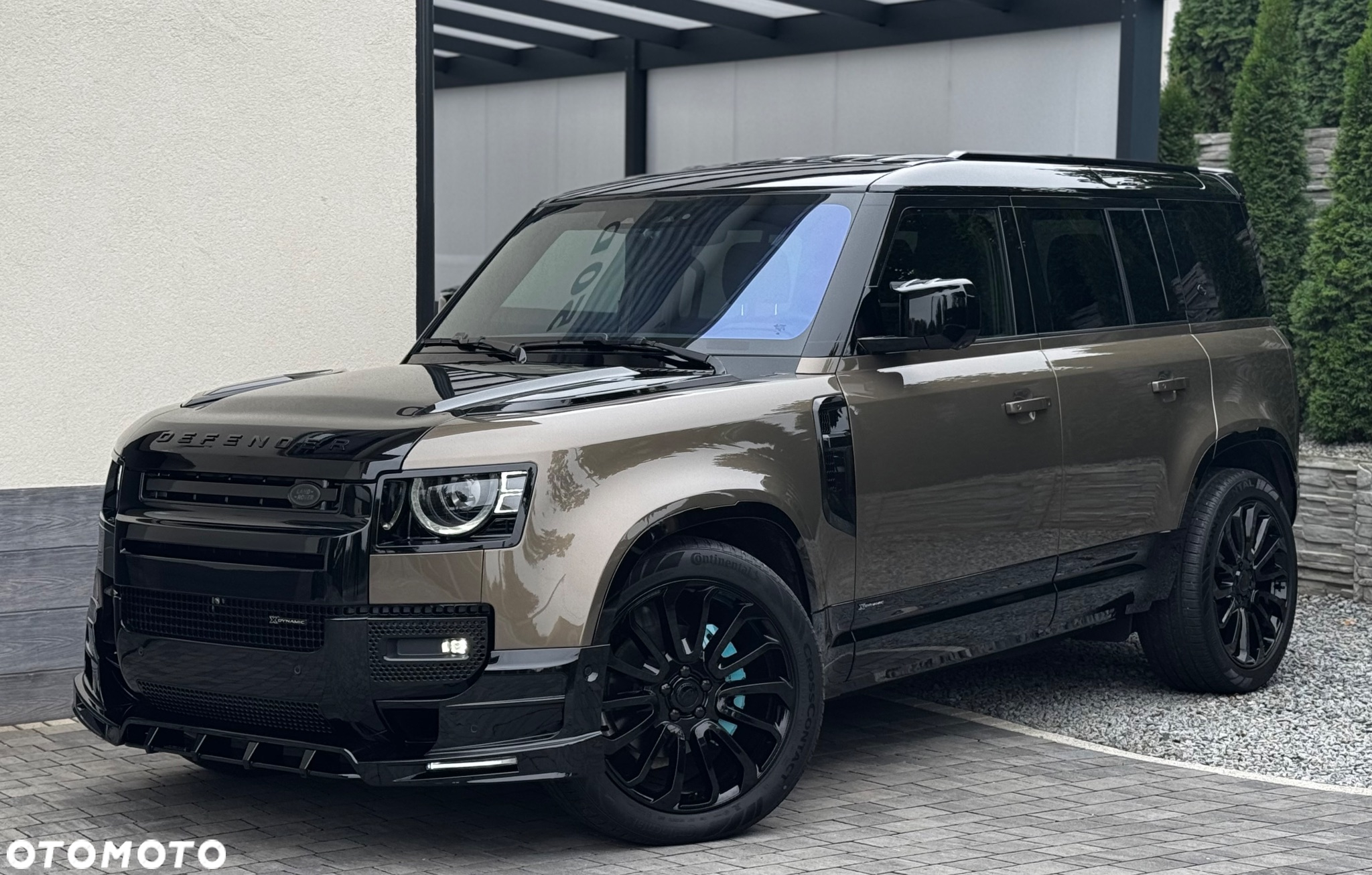 Land Rover Defender 110 3.0 D200 mHEV - 37