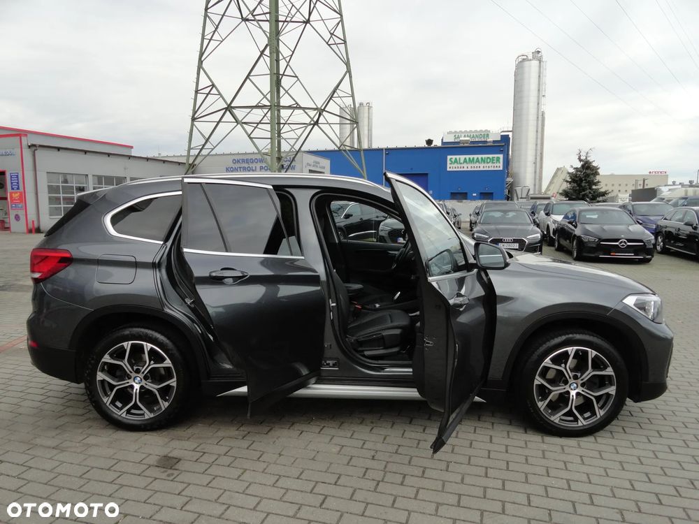 BMW X1 sDrive18d xLine sport - 12