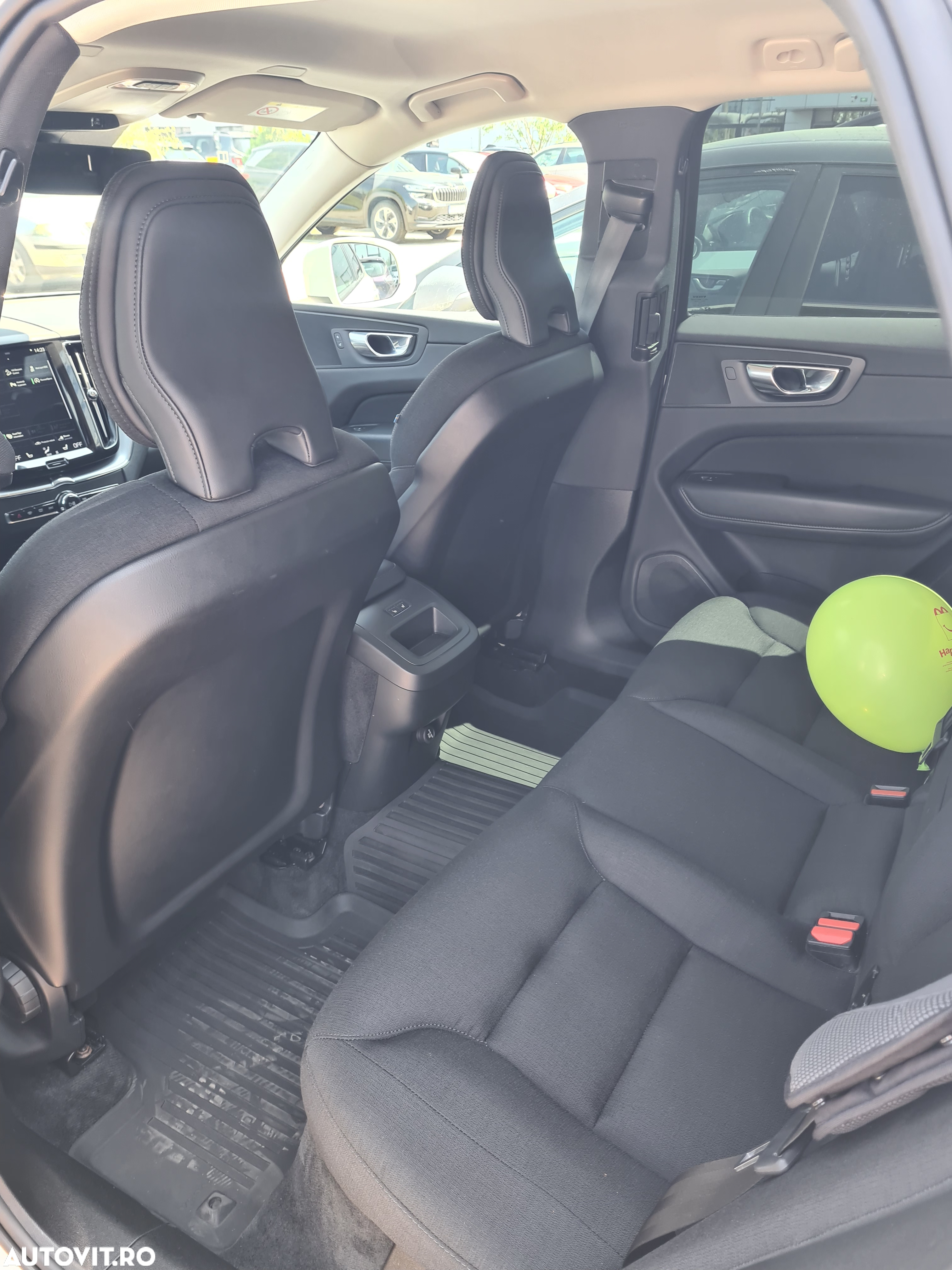 Volvo XC 60 B4 D AWD Geartronic Momentum - 13