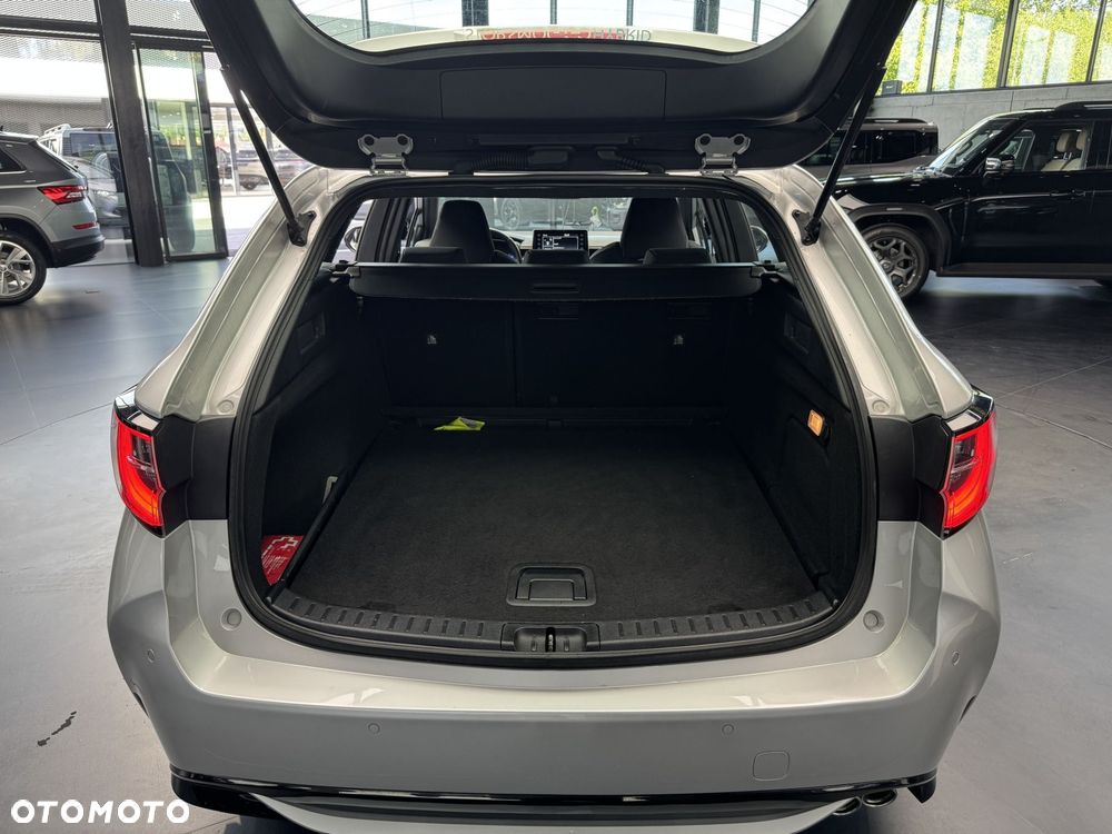 Toyota Corolla 2.0 Hybrid Comfort - 19