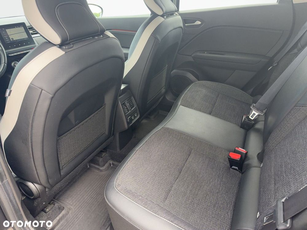 Renault Captur - 13