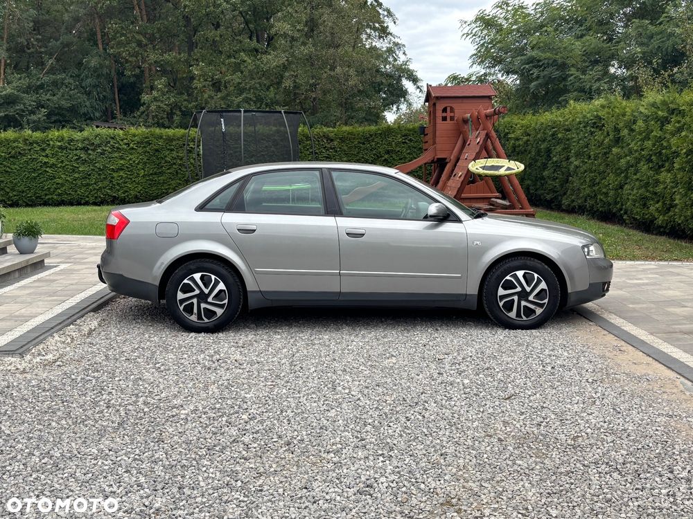 Audi A4 - 4