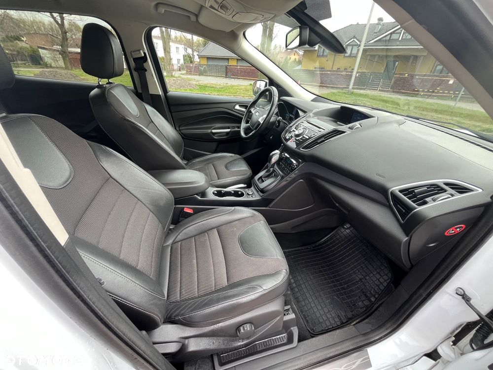 Ford Kuga 2.0 TDCi 4x4 Titanium - 15