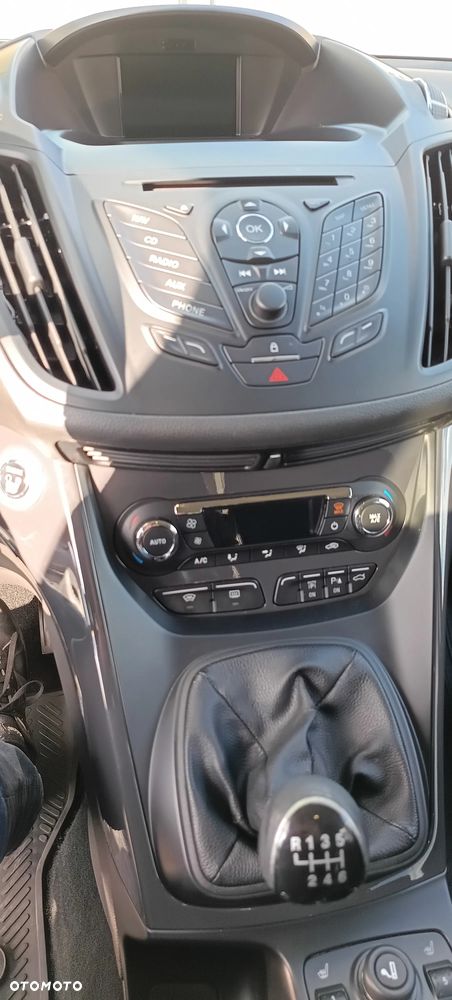 Ford Kuga 2.0 TDCi 4WD Titanium - 26