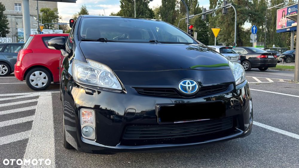 Toyota Prius 1.8 HSD Premium - 6