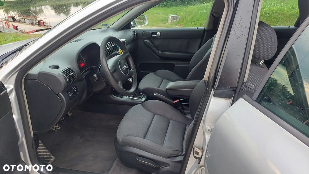 Audi A3 Sportback - 6