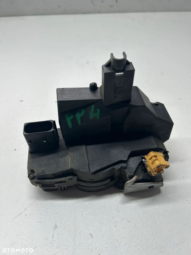 SAAB 93 9-3 zamek 4 PIN prawy przod przedni 2006-2011 12759692 - 1