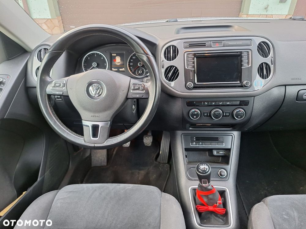 Volkswagen Tiguan - 2