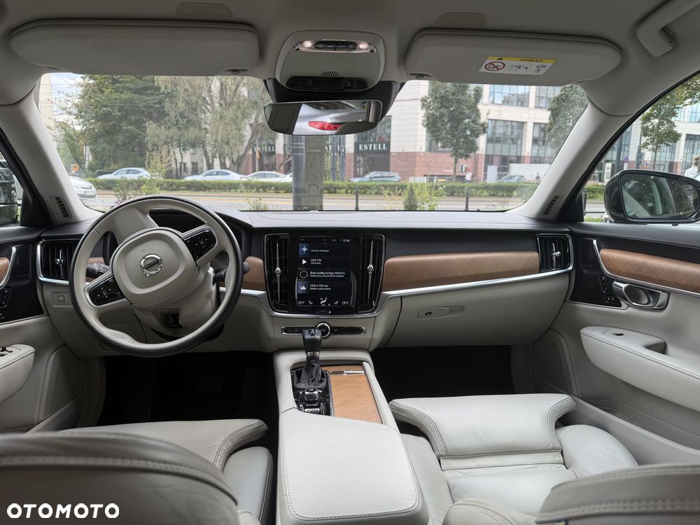 Volvo S90 - 13