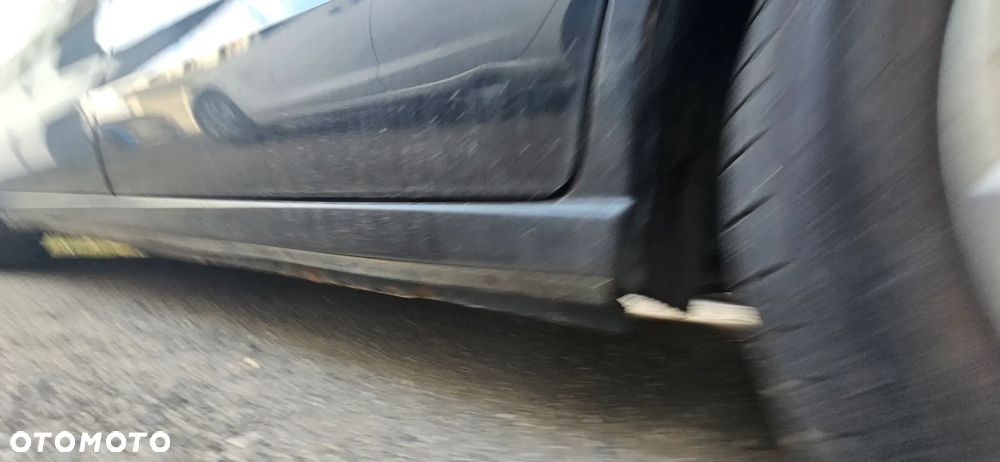 Mazda 5 2.0 Exclusive + - 30