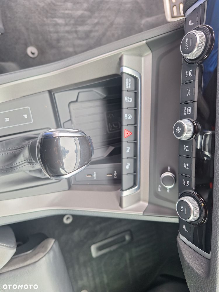 Audi Q3 40 TDI Quattro S tronic S line - 13