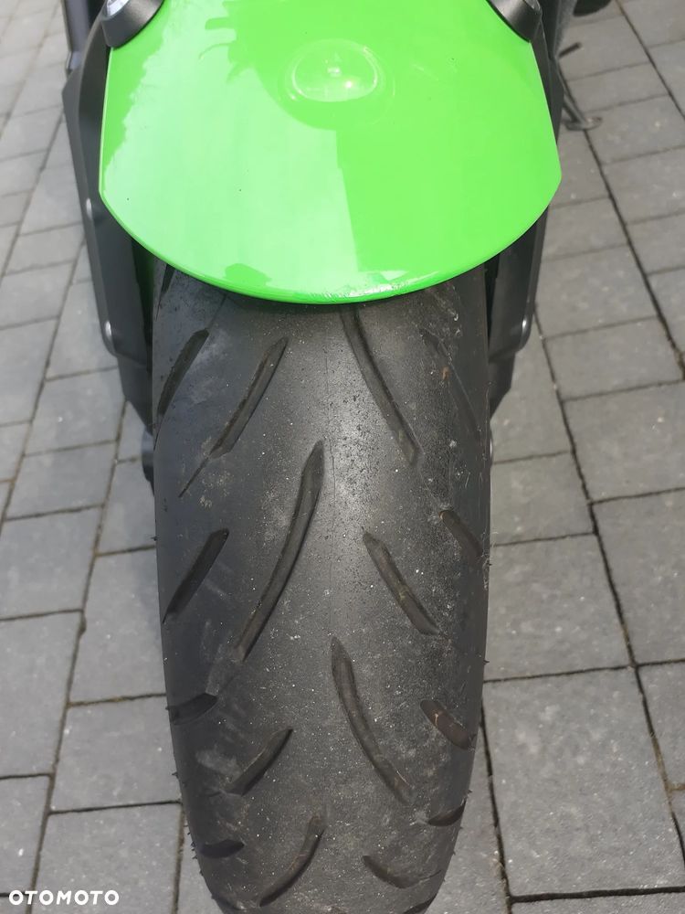 Kawasaki Z 900 RS - 15