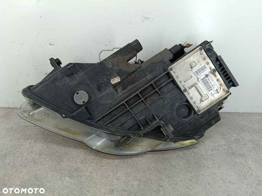 LAMPA PRZÓD PRAWA BIXENON VW PASSAT B6 89312669  3D0907391B 088982  VALEO - 8